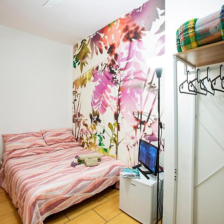 B&B La Stanza Di Zoe โรม ภายนอก รูปภาพ